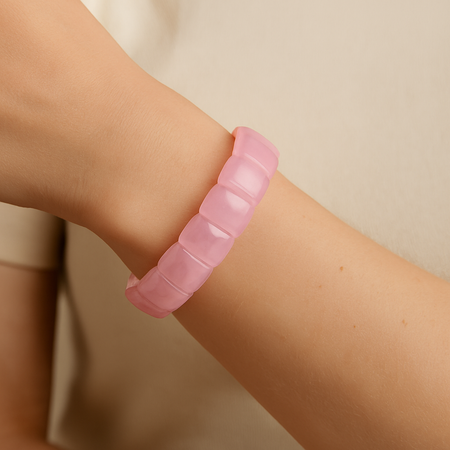 Bracelet en Quartz Rose Naturel – Éclat Féminin & Douceur Énergétique