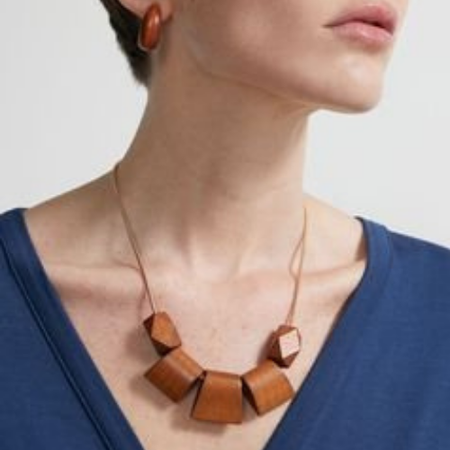 Collier en Bois Sculpté Naturel